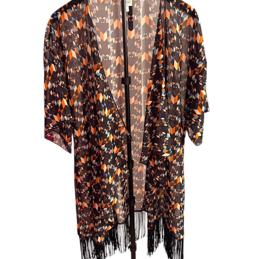 LuLaRoe Geometric Sheer Fringed Cape